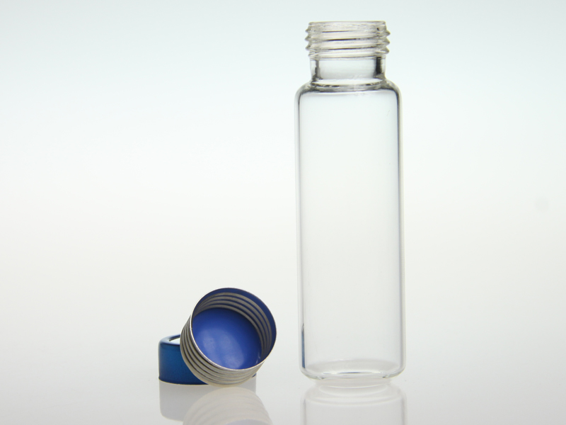 Glasstic - 16oz Clear Glass - Blue Flip Cap